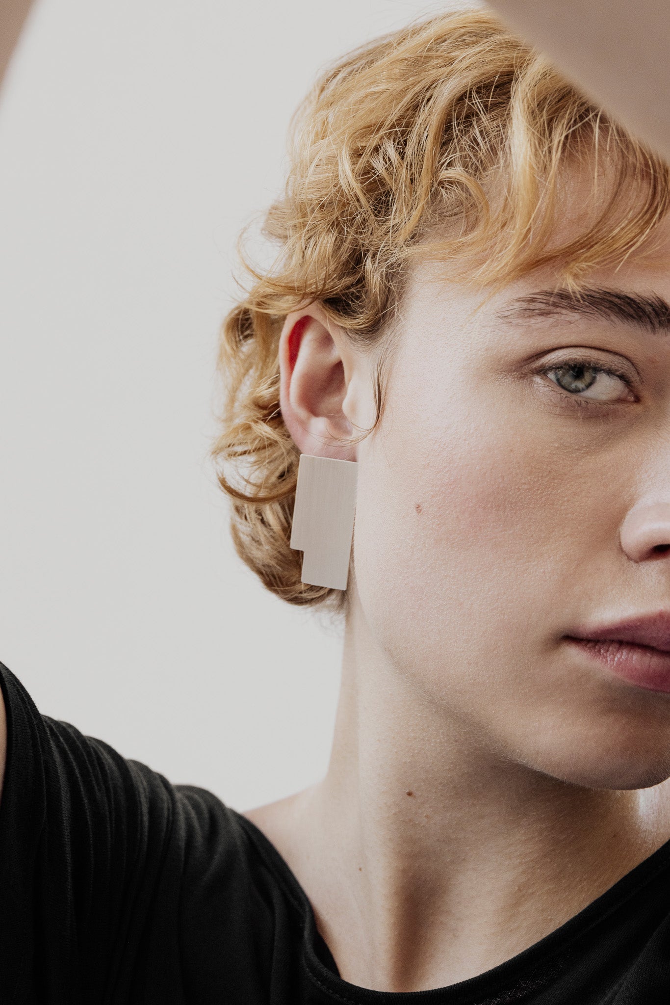 Face earrings no1
