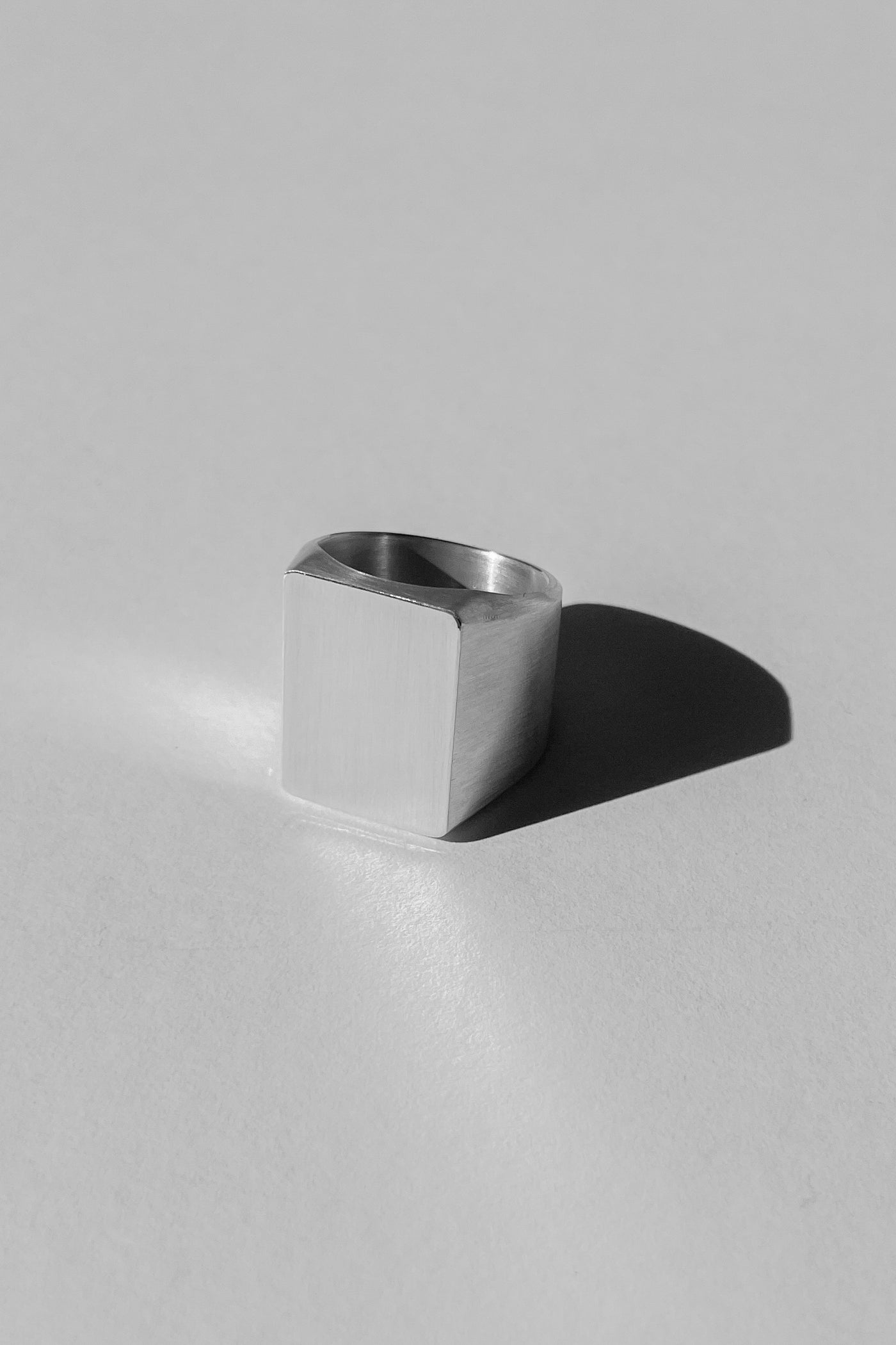 Square Face ring no1