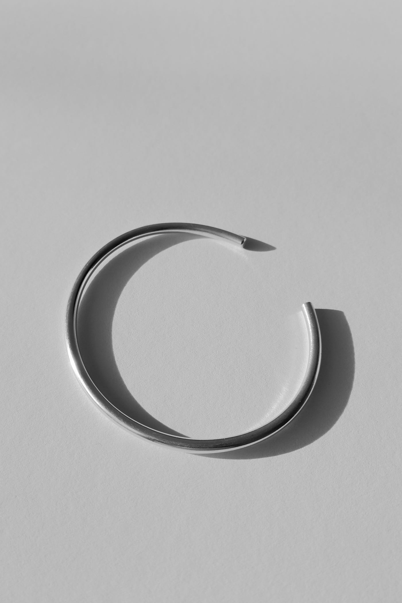 Line bracelet no1