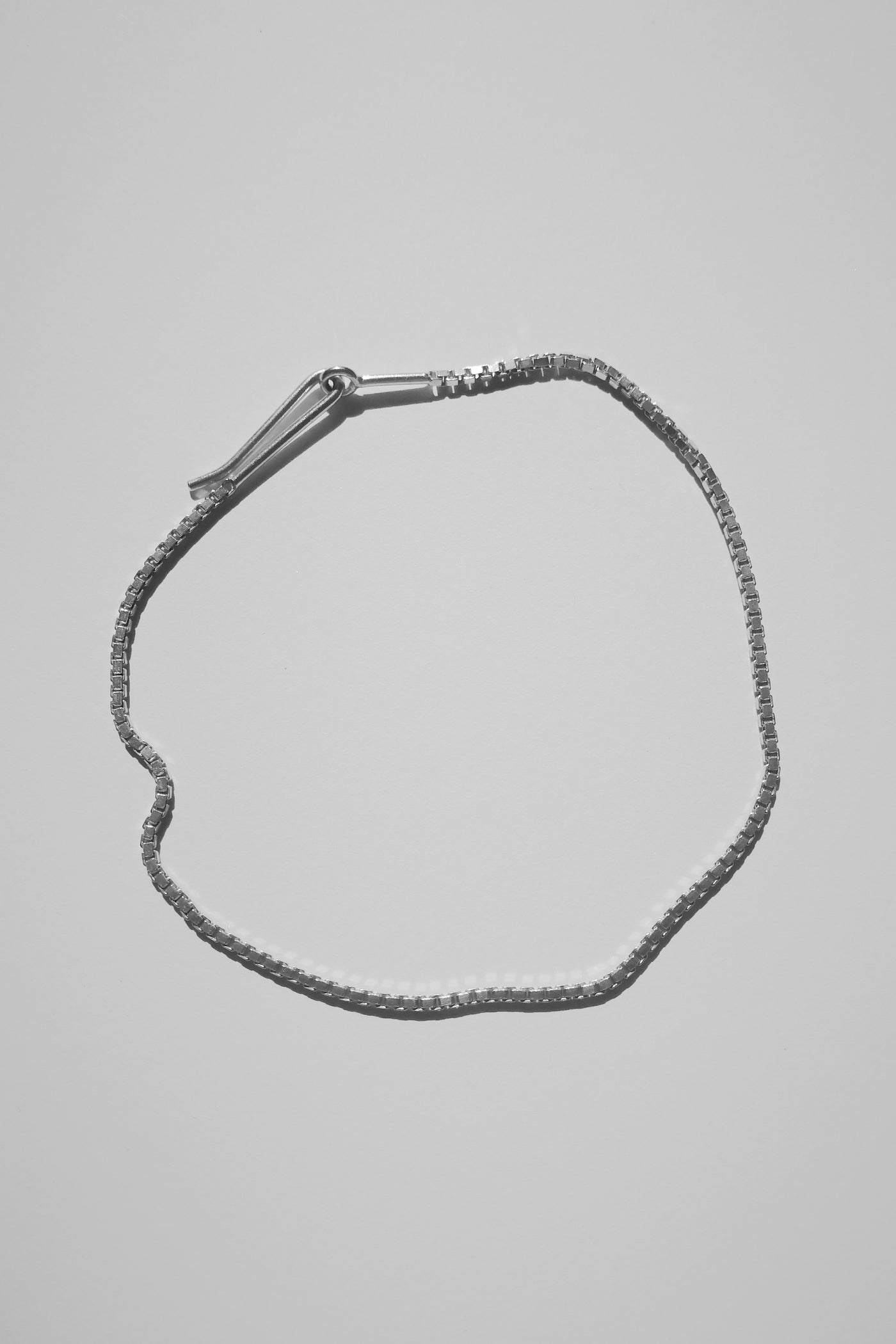 Line bracelet no2