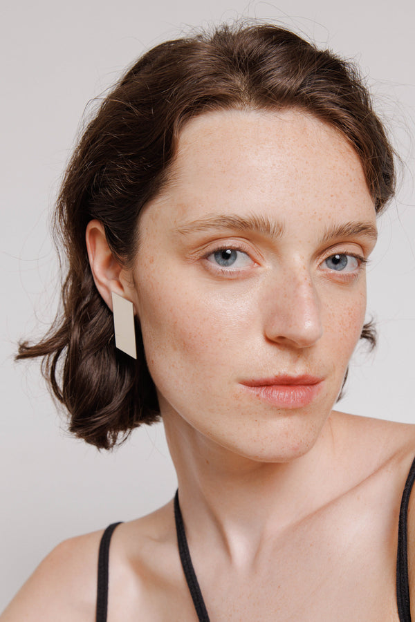 Edge earrings no1