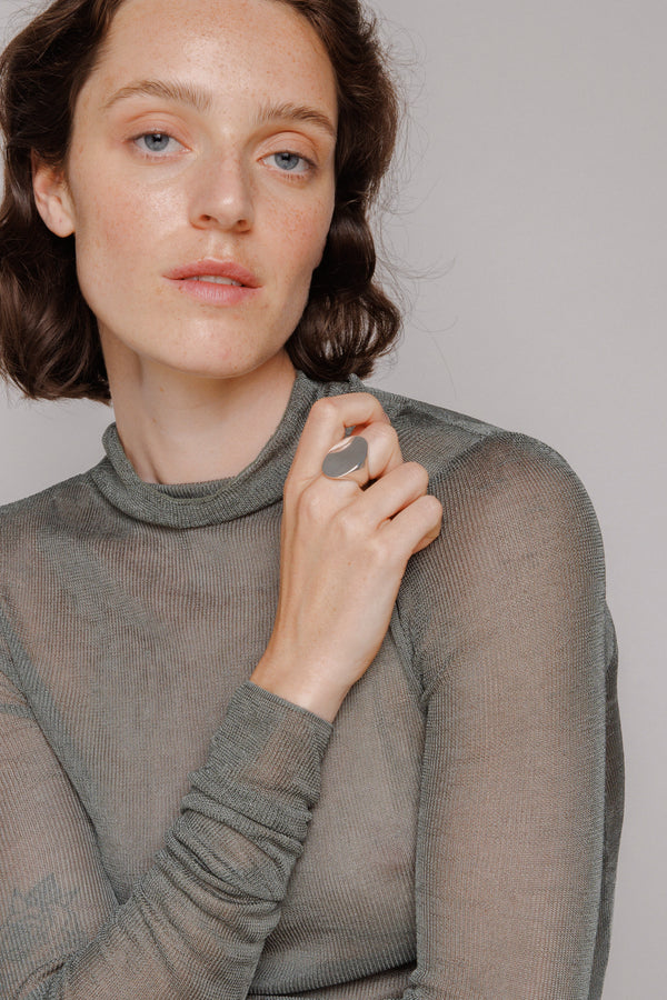 Oval Face ring no2
