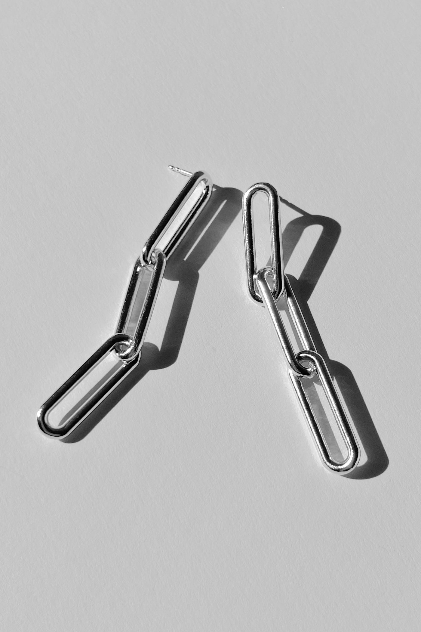 Bond earrings no2