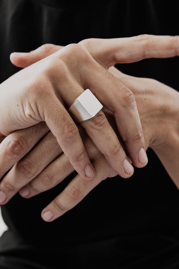 Square Face ring no1