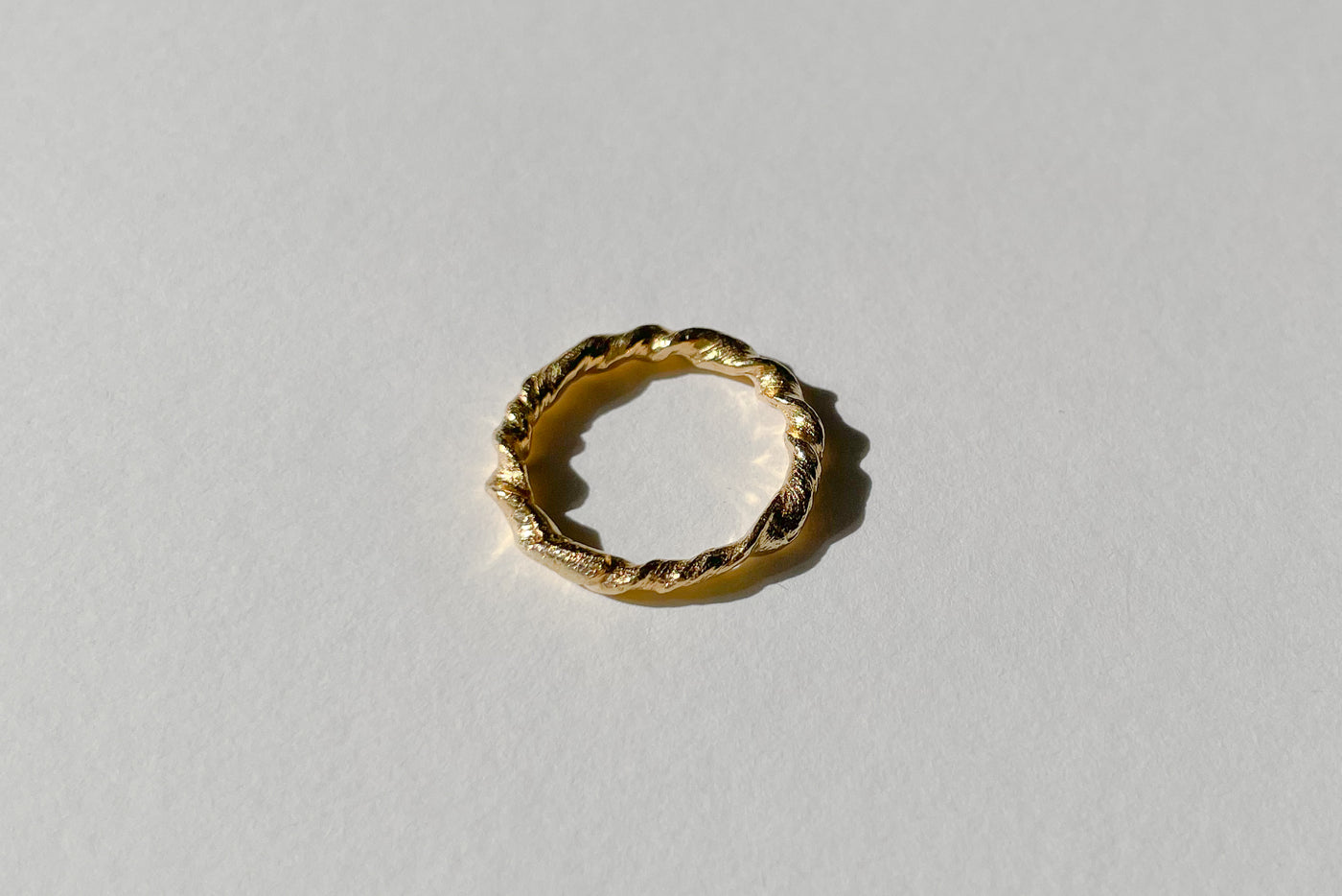 Curl ring no1, gold-plated