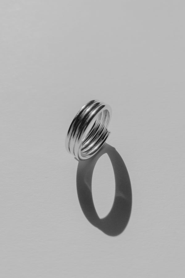 Narrow Twist ring no3