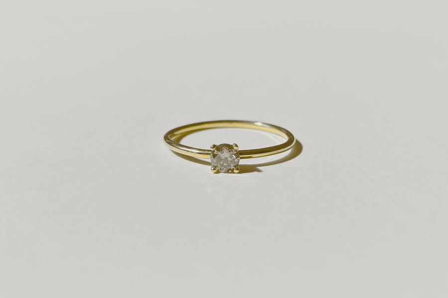 Solitaire ring, 18k gold