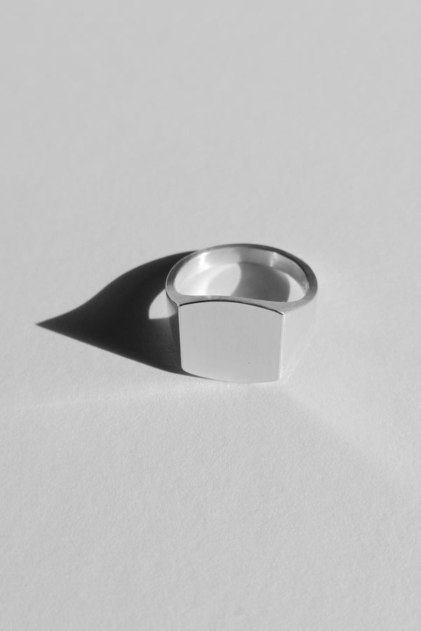 Signet ring no4